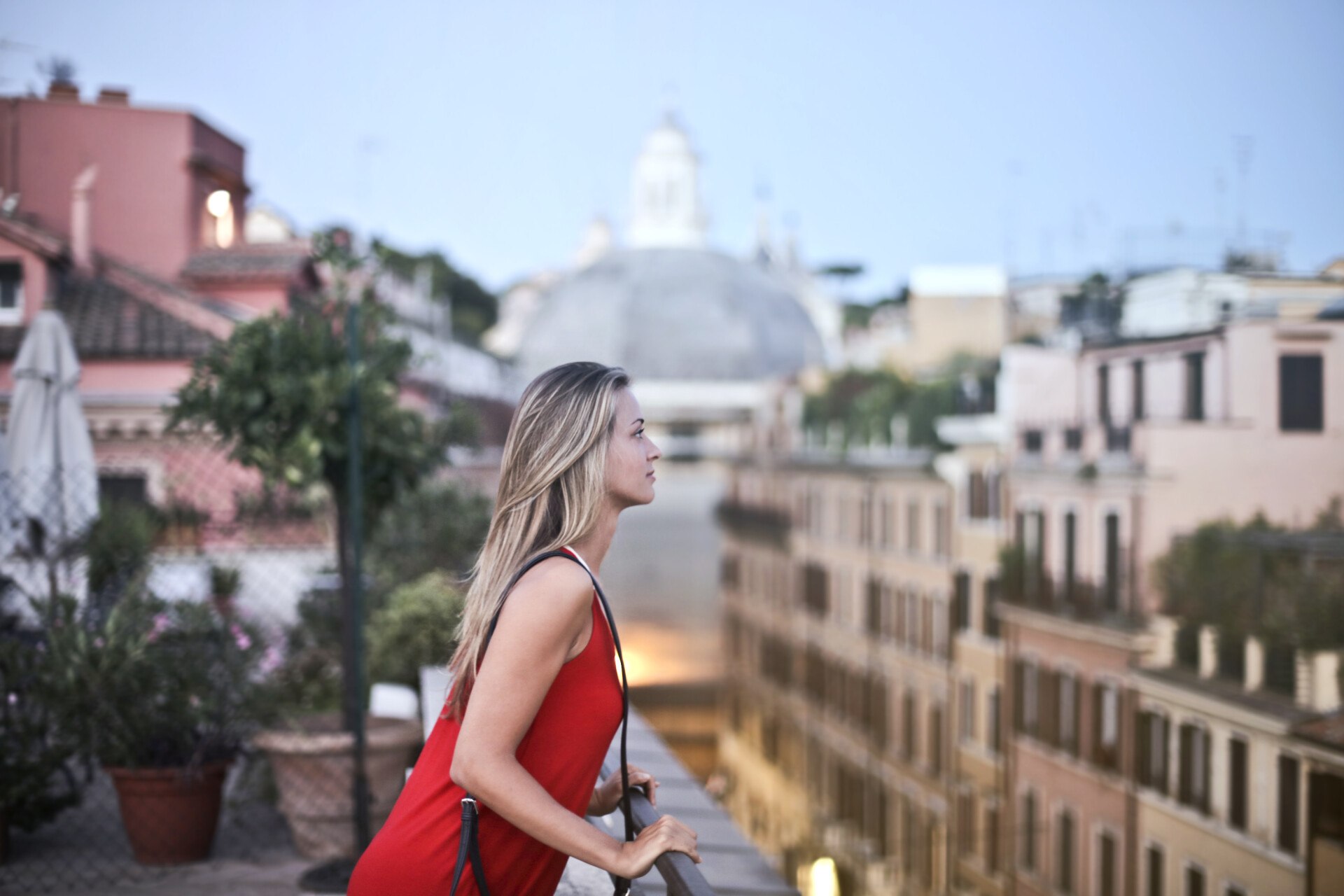 7 Common Greek Wedding Traditions &amp; Customs